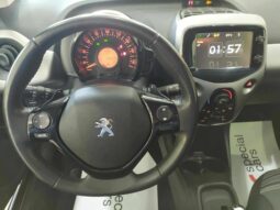 Peugeot 108 // ACTIVE 1.0cc / 70HP / AUTOMATIC  2018 full