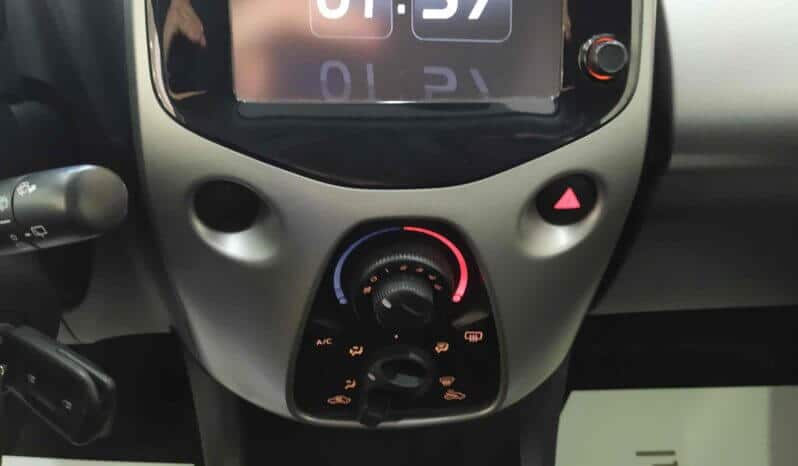 Peugeot 108 // ACTIVE 1.0cc / 70HP / AUTOMATIC  2018 full