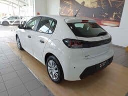 Peugeot 208 / LIKE / 1.2cc / 75 PS /  2021 full