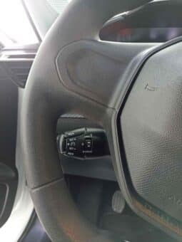 Peugeot 208 / LIKE / 1.2cc / 75 PS /  2021 full