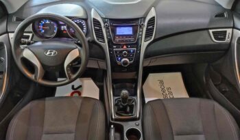 Hyundai i30 / CRDi / 16V / 110 HP / GL COMFORT  2016 full