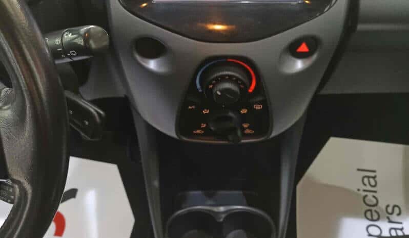 Toyota Aygo / II / VVT-i / 1.0cc / 72PS /  2016 full