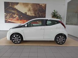Toyota Aygo / II / VVT-i / 1.0cc / 72PS /  2016 full