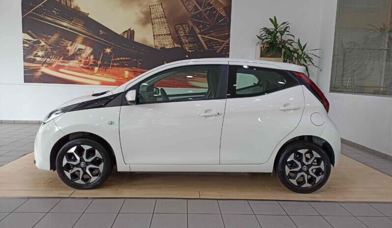 Toyota Aygo / II / VVT-i / 1.0cc / 72PS /  2016 full
