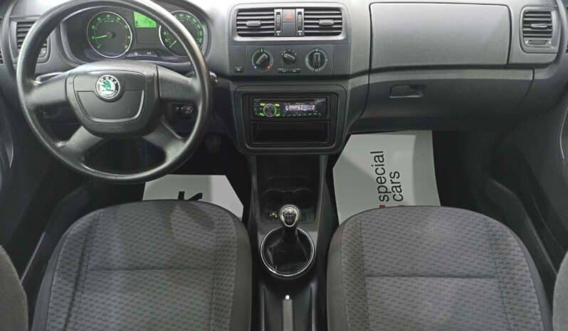 Skoda Fabia / II / 1.2cc / i HTP / 12V / 70 Hp /  2011 full