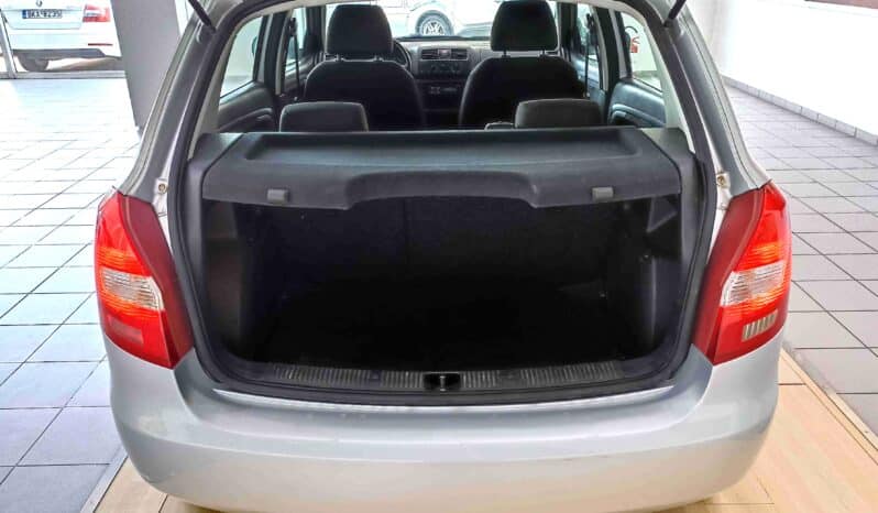 Skoda Fabia / II / 1.2cc / i HTP / 12V / 70 Hp /  2011 full